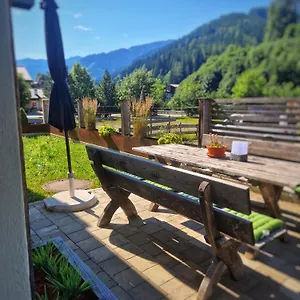 Apartment Hochwart Mit Eigenem Eingang, Saalbach-Hinterglemm